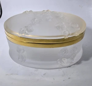 LALIQUE COPPELLIA  COVERED BOX SIGNED WITHOUT DAMAGE - Picture 1 of 10