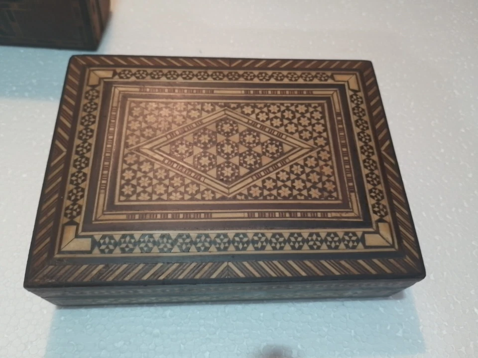 Drei  Schatullen aus Syrien, ca. 60 - 90 Jahre. Wunderschöne Intarsien/Schnitzer - Bild 1 von 4