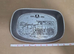 Bandeja conmemorativa de peltre Hatfield 1895-1983 - Imagen 1 de 4