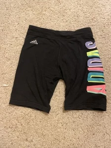 Adidas shorts M, 10-12 yrs - Picture 1 of 3