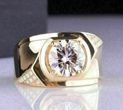 Anillo de compromiso meñique redondo de oro amarillo macizo de 14 quilates con diamantes cultivados en laboratorio de 2,20 quilates para hombre Foto 1 de 4