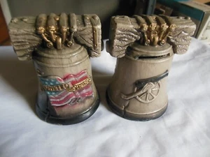 2 alcancías Liberty Bell, plástico duro, únicas, excelente estado usadas - Imagen 1 de 11