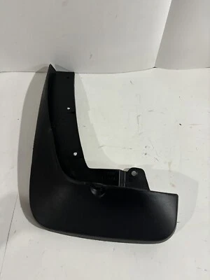 Protector contra salpicaduras trasero izquierdo Infiniti FX35 FX45 2003 2004 2005 2006 07 2008 Foto 1 de 4