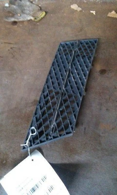 08-10 BMW 528i sedán pasajero derecho parrilla parachoques inferior montado lateral Foto 1 de 4