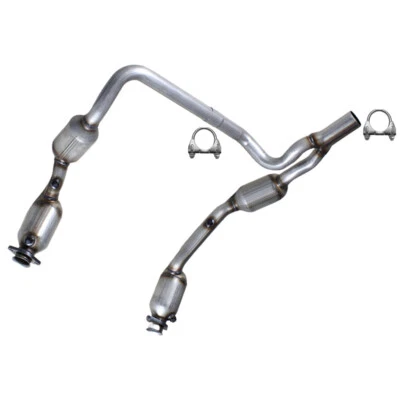 EPA-Approved - Front Catalytic Converter fits: 2007-2009 Jeep Wrangler 3.8L - Imagem 1 de 4