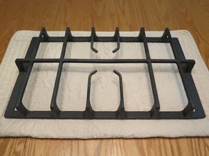 Rejilla quemador Thermador Professional YM1, usada, 19" x 11" x 2-1/8" - Imagen 1 de 17