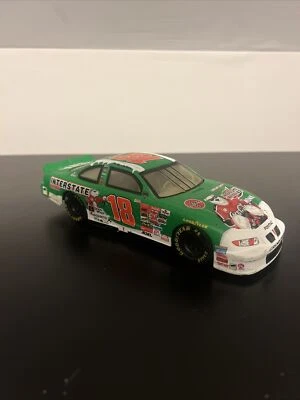 2001 1/24 Action NASCAR Coca-Cola белый медведь Бобби Лабонте #18 межштатная батарея - Изображение 1 из 4