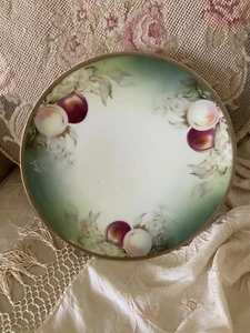 Thomas Sevres Bavaria Hand Painted Plate 8 1/2” Peaches Signed Kantz Or Kentz - Picture 1 of 8