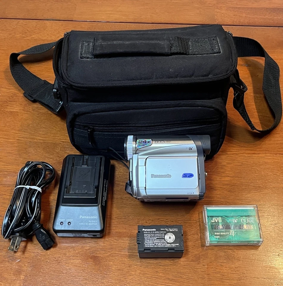 Panasonic PV-GS15 MiniDV 800x Digital Video Camcorder MultiCam Great - Image 1 of 4