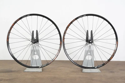 Juego de ruedas de freno de disco cubierta aleación estriada 27,5 "DT Swiss M 1800 SRAM XD 12 velocidades Foto 1 de 4