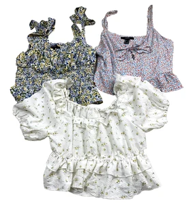 3 Stück Forever 21 Damen Blusen Größe L geblümt schulterfrei - Bild 1 von 14