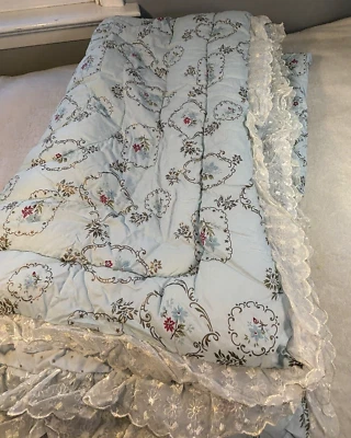 Vintage Bedspread Quilt Twin Light Blue Floral Stars Lace Trim Cottage Romantic  - Image 1 of 4