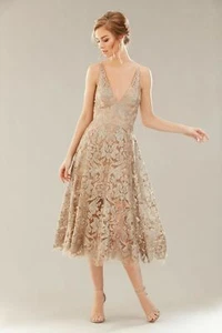 $269 Dress The Population Womens Silver Nude Fit & Flare Dress Size Medium #414 - Foto 1 di 8