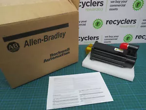Allen Bradley Kinetix VP Servomotor mit geringer Trägheit VPL-B0752E-PK14AA 3 Phasen - Bild 1 von 7