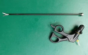 Laparoscopic Curved Scissors Grasping Forceps Surgical Instruments CE Approved - Picture 1 of 9