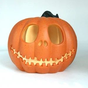 Halloween pumpkin lantern - Picture 1 of 8