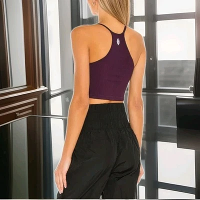Free People Movement XS/S Free Throw Crop Tank Top Racer Back Dark Plum 全新无标签 — 第 1/4 张图片