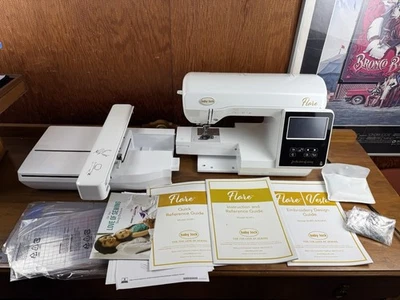 Máquina de bordar Baby Lock Flare Foto 1 de 4