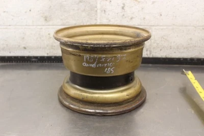 1984 Suzuki Quadrunner 185 LT185 2x4 FRONT WHEEL RIM L2 Foto 1 de 4