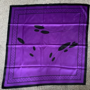 Vintage Black & Purple Pattern Head Scarf 75 cm Square - Picture 1 of 3