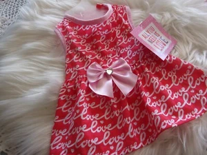 Rojo Blanco AMOR Vestido PERRO S Pequeño Nuevo - Imagen 1 de 3