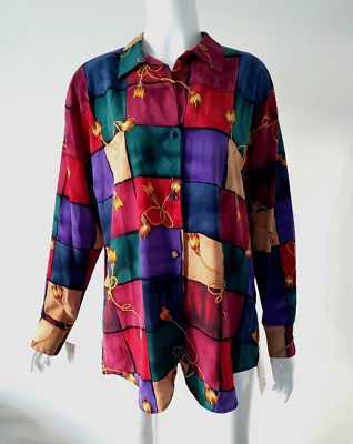 Blusa vintage Le Caviar nueva con etiquetas talla mediana abotonada manga larga borla verde dorada Foto 1 de 4