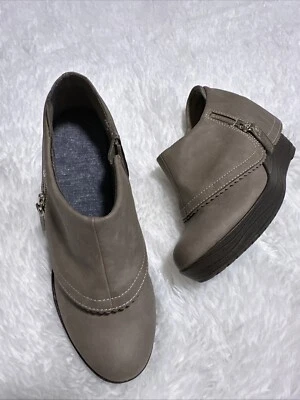 Dr. Scholl's Breeanna Taupe Faux Leather Cuffed Bootie Women's Size 9.5 - Image 1 of 4