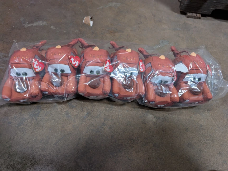 Ty Beanie Disney/Pixar Cars 3 Mater Tow Truck 6" 15cm Lightning McQueen's friend - Image 1 of 4