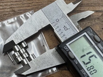 Kreisler 1960s Bulova Accutron steel watch bracelet 2 spare band links and pin - Image 1 of 4