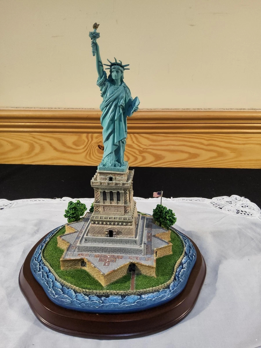 自由の女神像 ☆新品 ダンバリーミント 自由の女神 アメリカ ニューヨーク ジオラマ模型