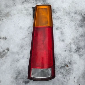 Conjunto de lámpara de luz trasera para pasajero derecho Honda CRV 1997-2001 FABRICANTE DE EQUIPOS ORIGINALES - Imagen 1 de 2