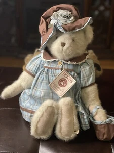Pensionierte JUNGEN BÄREN "Renee LaBrewin mit Gigi" ~ 17 Zoll Plüschbär ** FEHLENDER GIGI ** - Bild 1 von 4