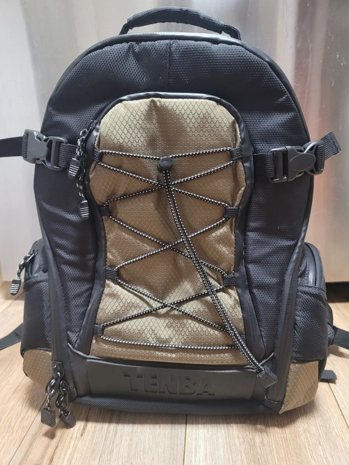 Mochila acolchada TENBA cámara oliva  Foto 1 de 4