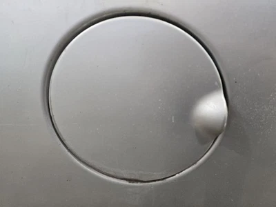 RAM3500   2003 Fuel Filler Door 641707 - Image 1 of 4