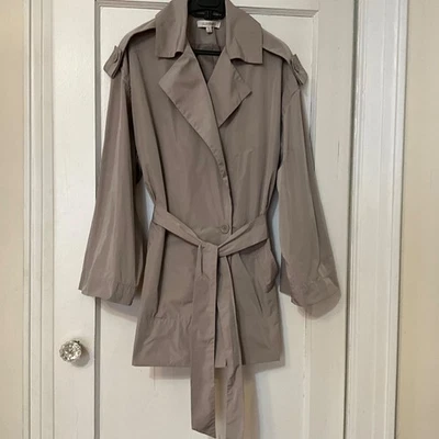 Casaco de chuva Ellen Tracy cinza trincheira cintura forrada botão jaqueta tamanho médio - Imagem 1 de 4