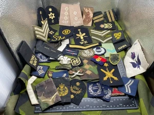 Dealers Lot of Assorted British Army / Navy Badges - Picture 1 of 5