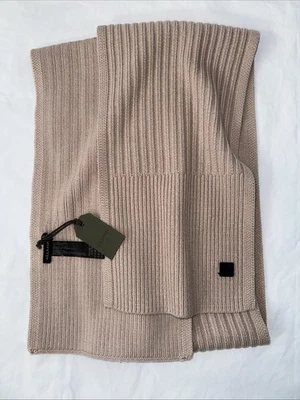 Nuevo All Saints Mixto Acanalado Tejido Bufanda Rubor Rosa Mezcla Lana Talla Única Foto 1 de 4