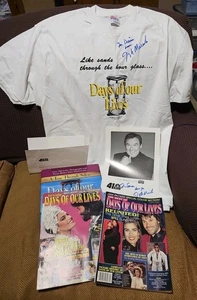 Days Of Our Lives Boo, T-Shirt, Magazines with Fan Autographs Signed Lot - Foto 1 di 8