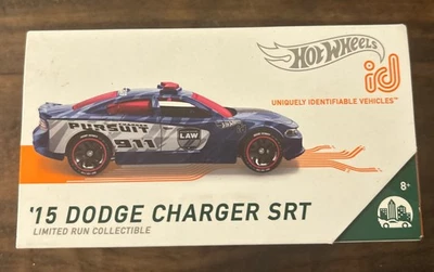 全新 风火轮 ID 15 道奇充电器 Hellcat SRT HTF 警察变体 儿童 罕见 — 第 1/4 张图片