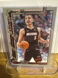 2025-26 Topps Holiday Basketball NIKOLA JOVIC Silver Glitter #H61 SP HEAT !!!! - Bild 1 von 2