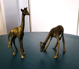 Vintage Solid Brass Giraffe 3-5 Inch Figurines Satues  Set of 2 - Picture 1 of 7