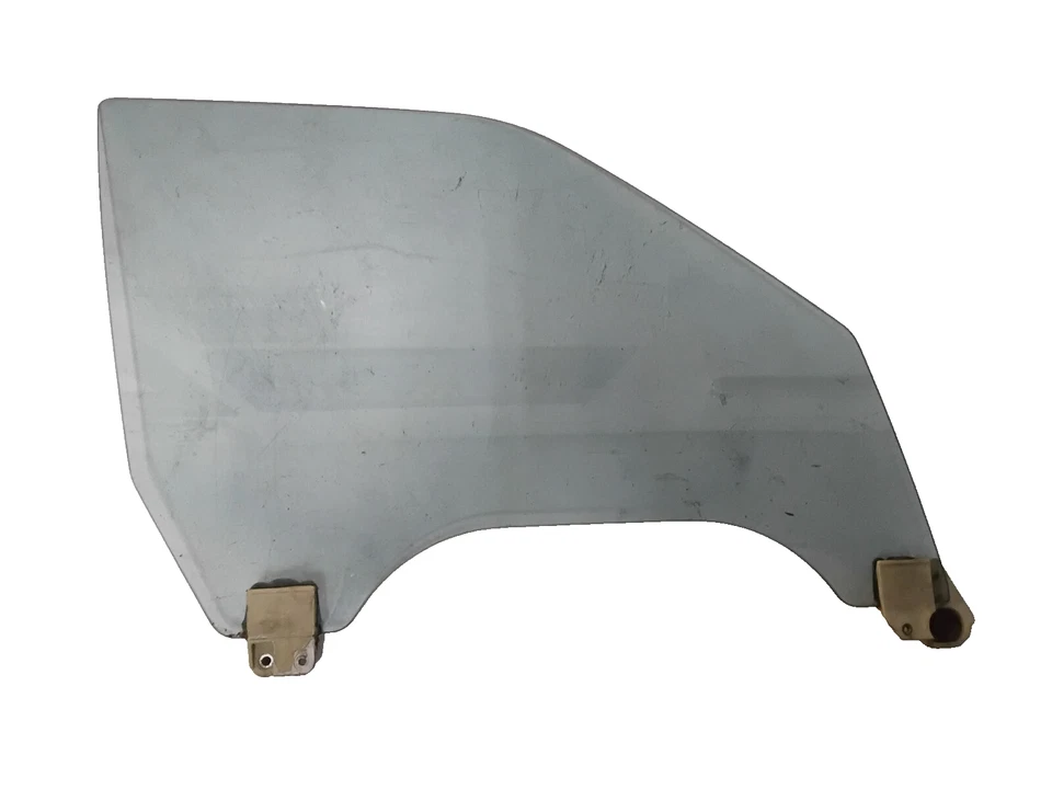 Subaru GL, Loyale, седан, универсал: 1 986, 1987, 1988-1994, стекло правой передней двери - Изображение 1 из 4