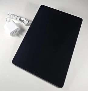 Apple iPad 8th Gen 32GB Space Gray - Very Good Condition (8/10) - Includes Power - Picture 1 of 2