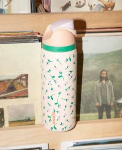 Owala - UO Exclusive Limited FreeSip Roses Tea Time 32 oz Stainless Water Bottle - Picture 1 of 4