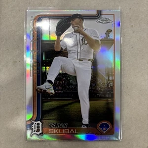2025 Topps Chrome Tarik Skubal #258 Award Winner Image Variation SSP - Picture 1 of 2