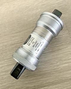 SHIMANO BOTTOM BRACKET SEALED BB-UN52 ITALIAN THREADED 70-107 MM NEW - Picture 1 of 3