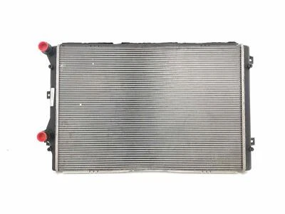 Radiador Volkswagen Beetle Jetta GLI GTI 2012-2014 2,0 L 5C0121251J *Pequeña abolladura Foto 1 de 4