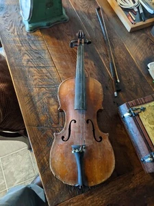 Copy of Jacobus Stainer Absam Violin needs TLC - Picture 1 of 5