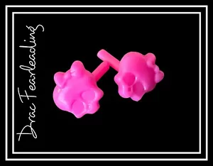 Orecchini Monster High Draculaura Fearleading rosa Skullette HTF - Foto 1 di 2