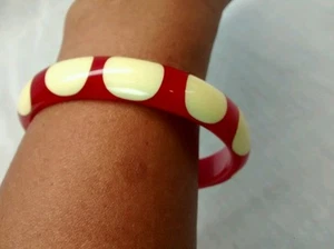 Impresionante Pulsera Shultz Baquelita Rojo Cereza Lunares - Imagen 1 de 5